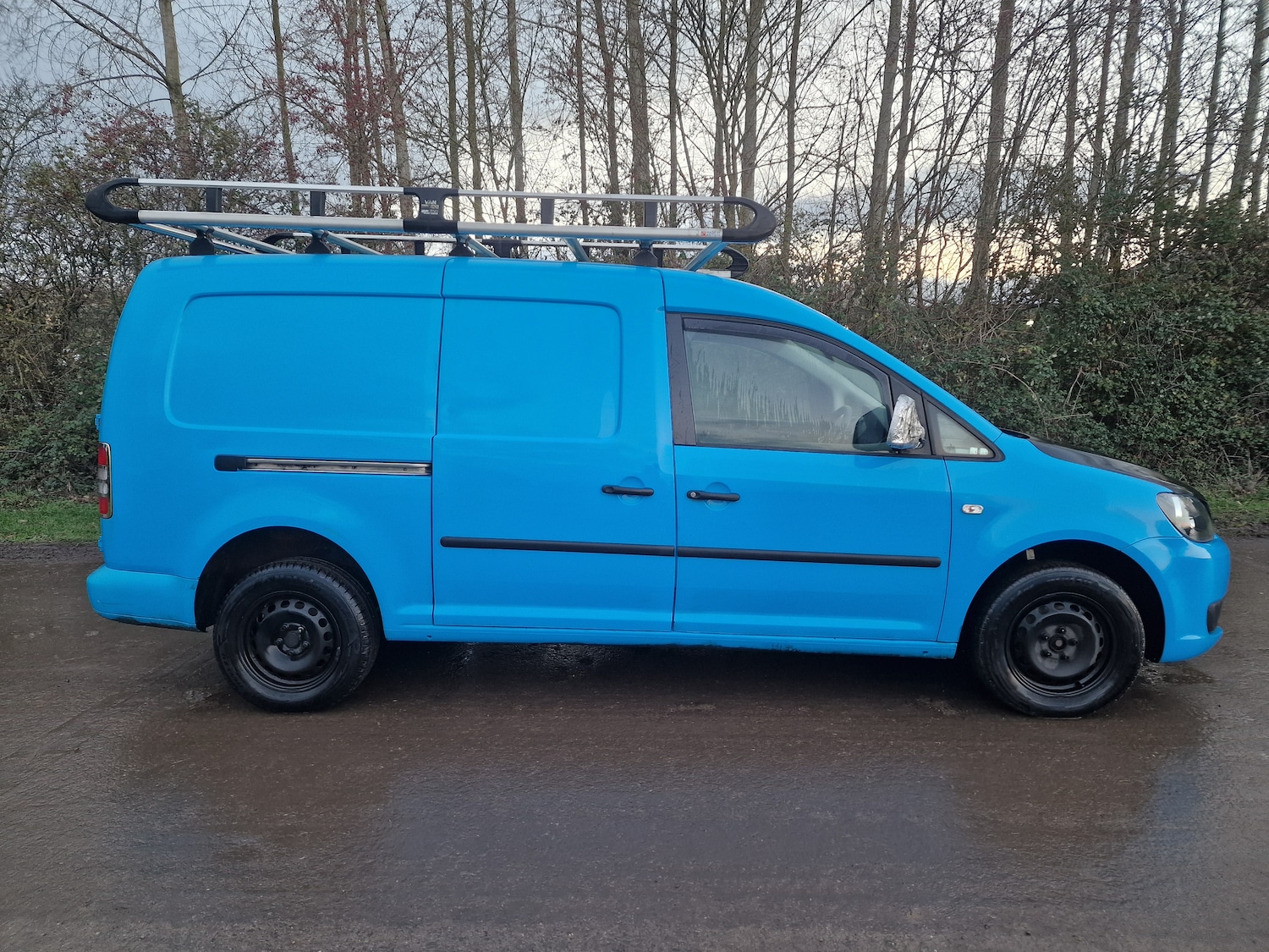 Used Volkswagen Caddy Maxi 2011 for sale - 76692883: Photo 4