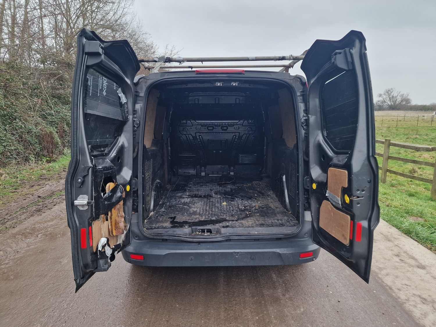 Used Ford Transit Connect 2017 for sale - 77039182: Photo 6