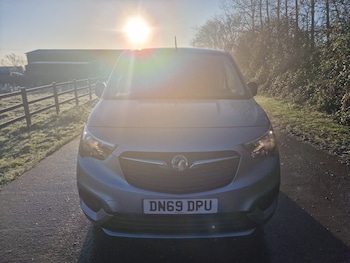 Vauxhall - Combo