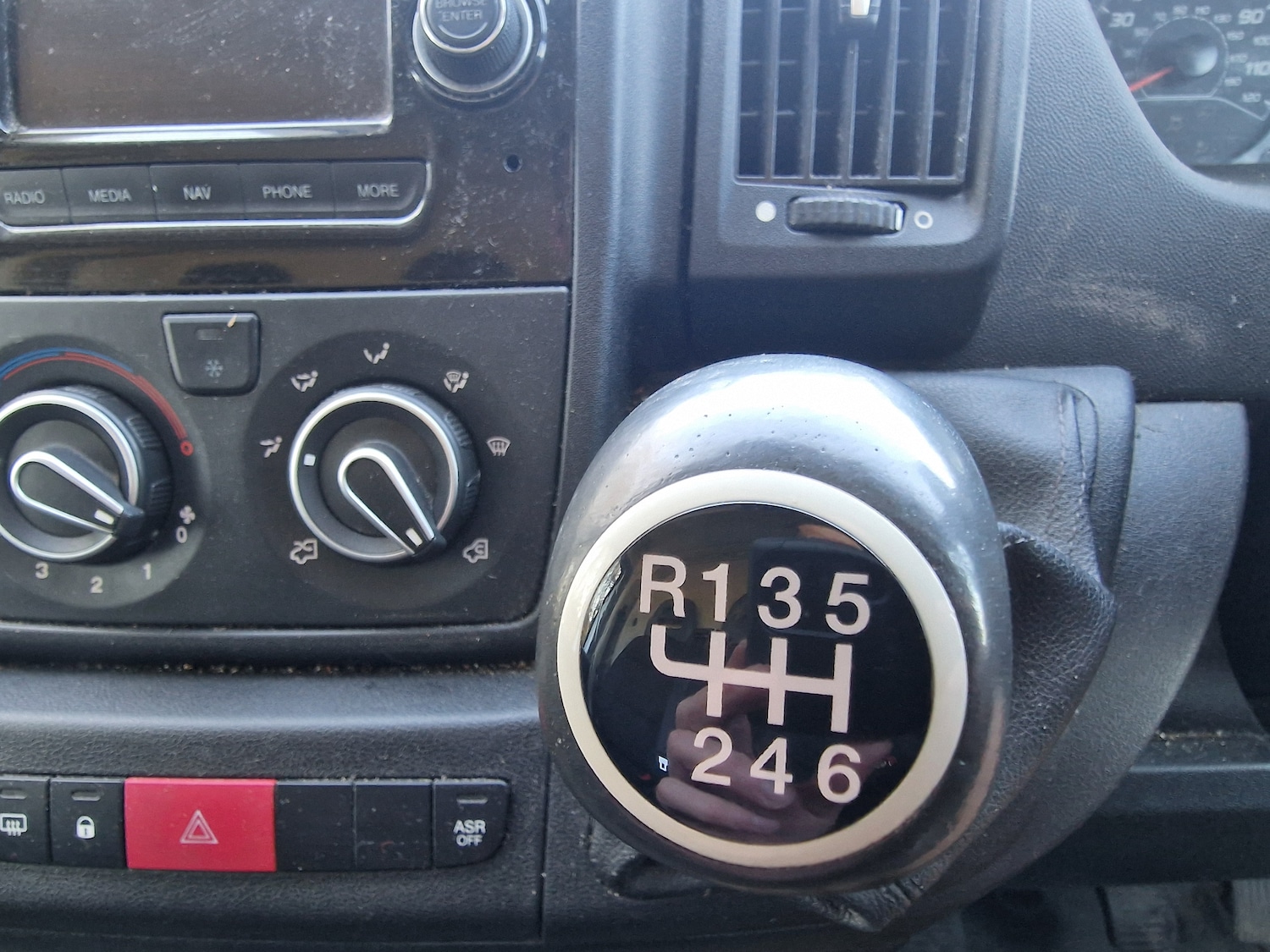 Used Peugeot Boxer 2015 for sale - 77968829: Photo 18