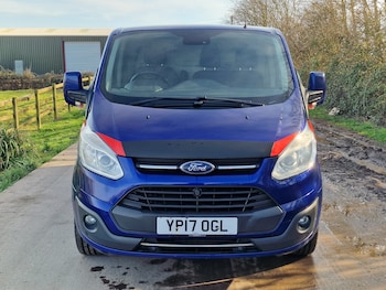 Used Ford Transit Custom 2017 for sale - 77675760: Photo