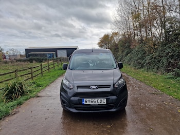 Used Ford Transit Connect 2017 for sale - 76455616: Photo