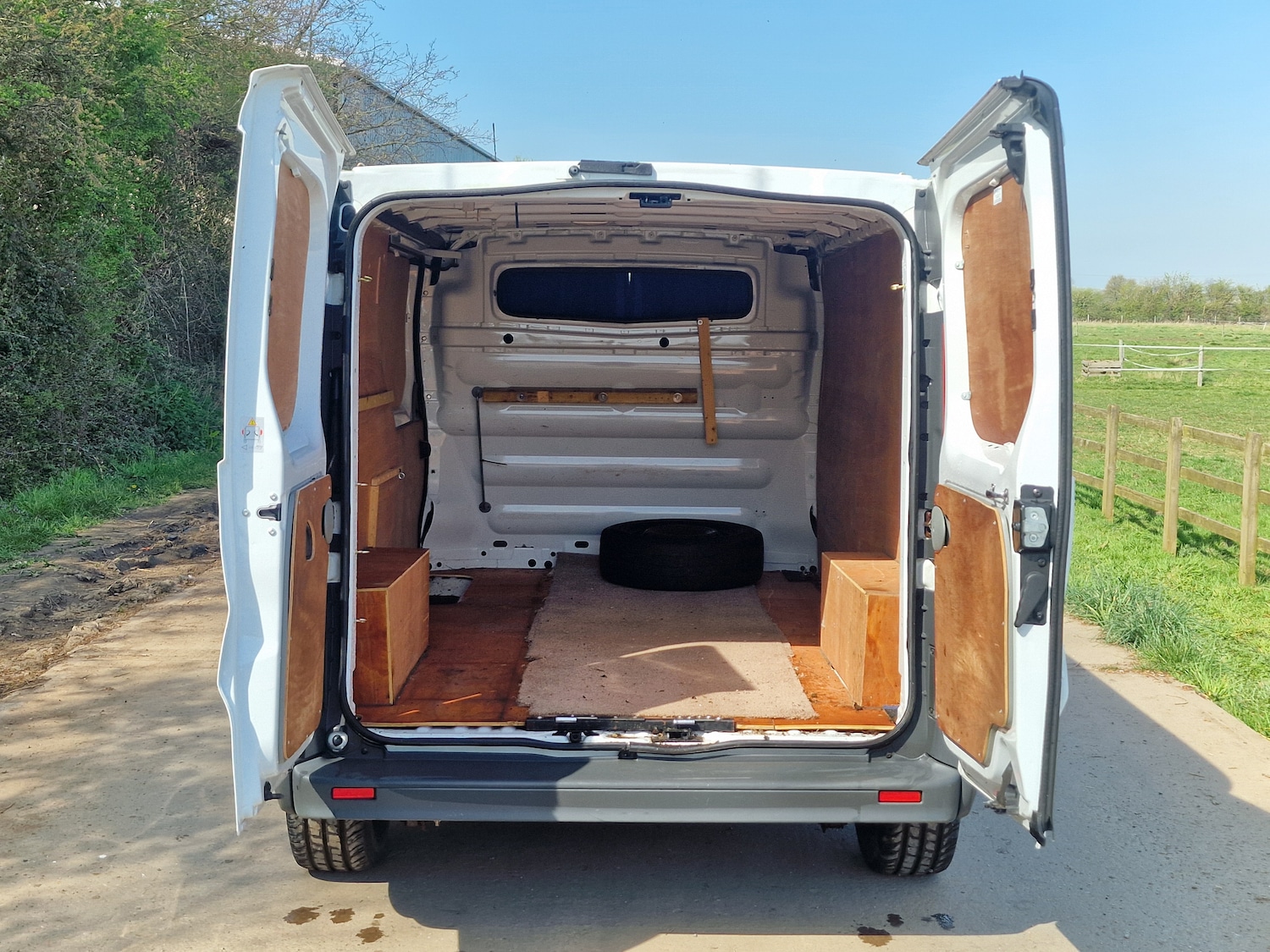 Used Vauxhall Vivaro 2013 for sale - 78163819: Photo 11