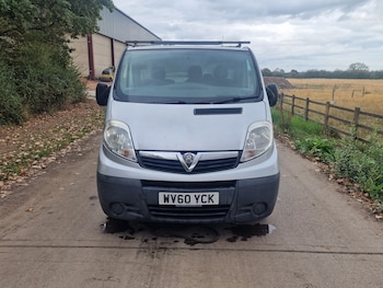 Used Vauxhall Vivaro 2010 for sale - 76322175: Photo 2