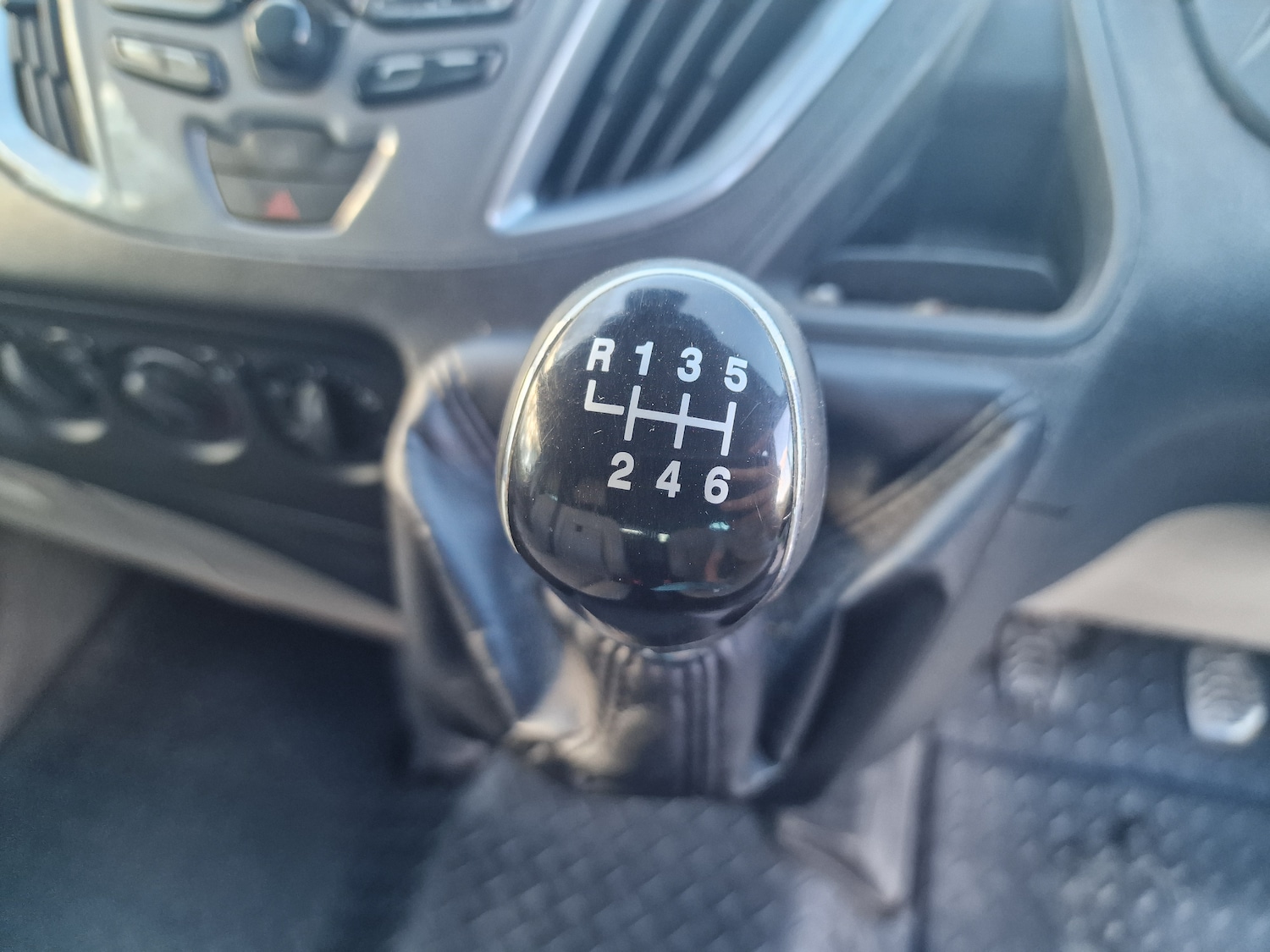 Used Ford Tourneo Custom 2014 for sale - 78106016: Photo 13