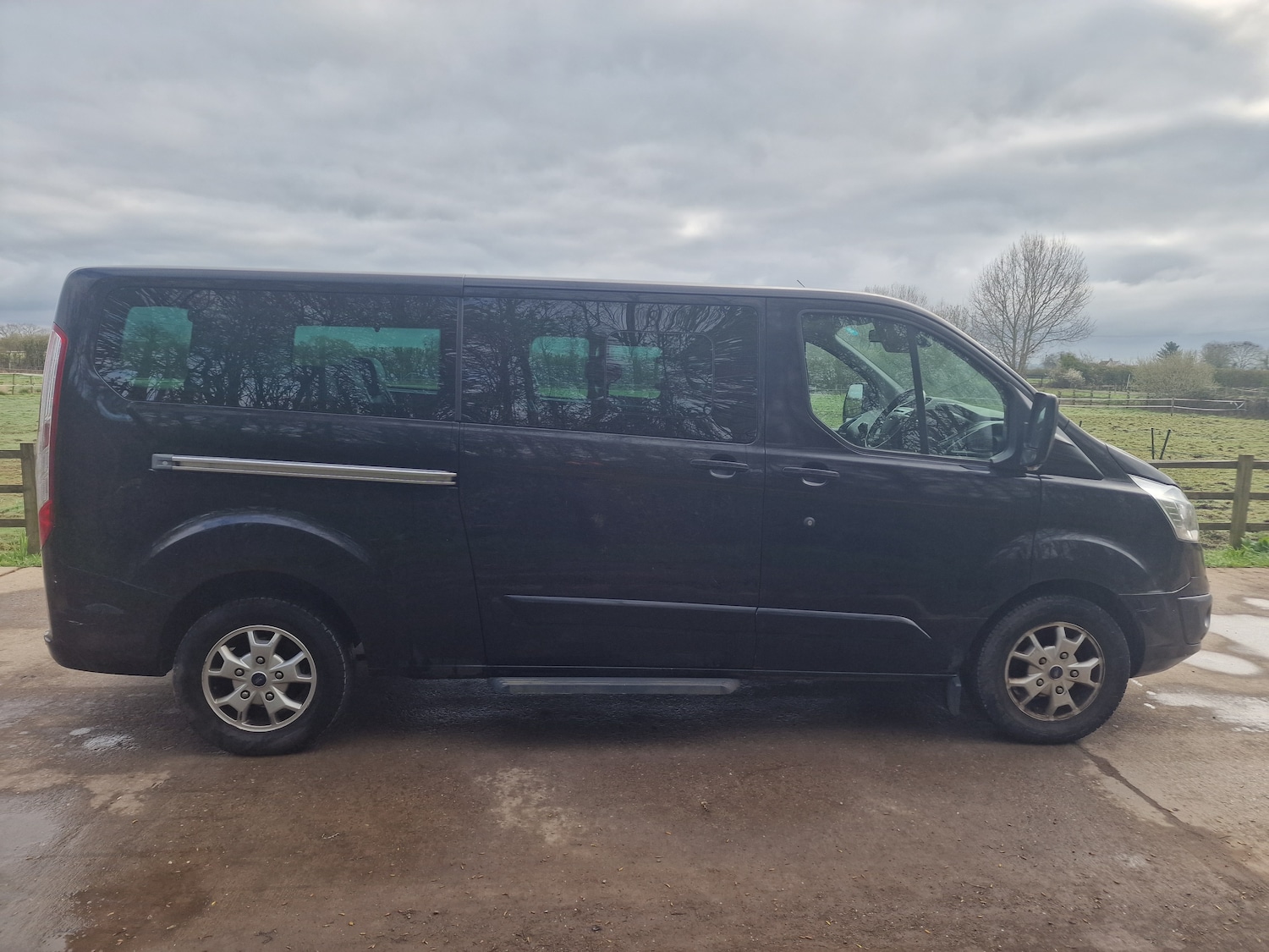 Used Ford Tourneo Custom 2014 for sale - 78106016: Photo 4