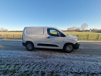 Used Peugeot Partner 2021 for sale - 77113176: Photo