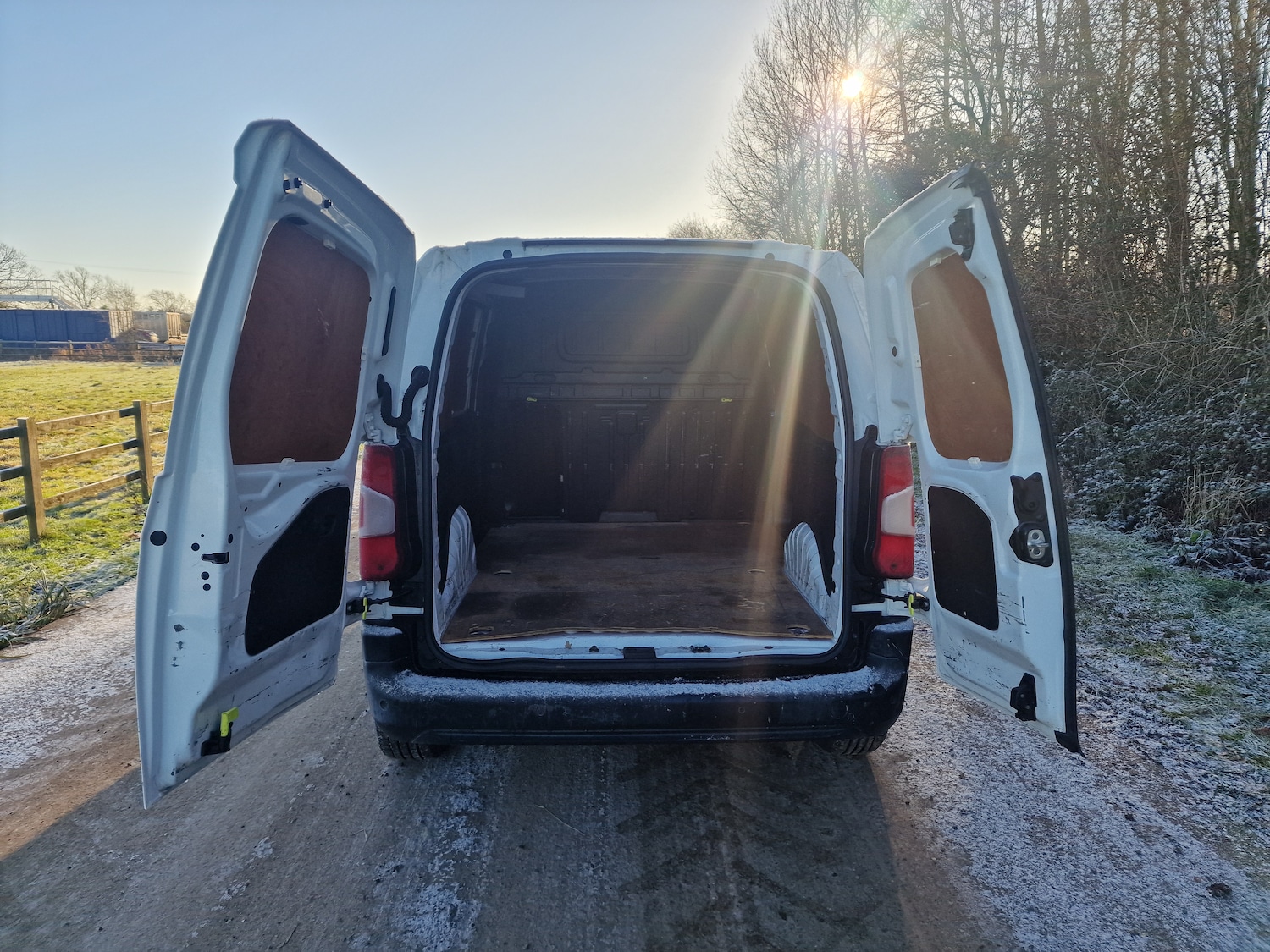 Used Peugeot Partner 2021 for sale - 77113176: Photo 7