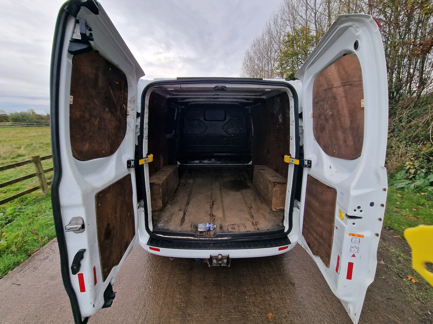 Used Ford Transit Custom 2020 for sale - 76355997: Photo 6