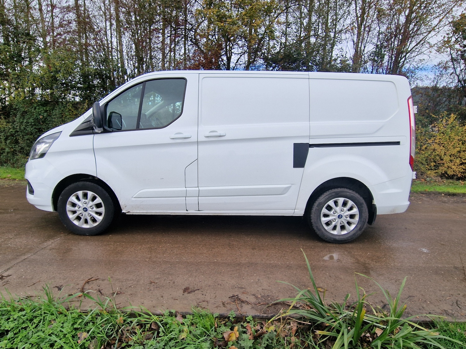 Used Ford Transit Custom 2020 for sale - 76355997: Photo 9