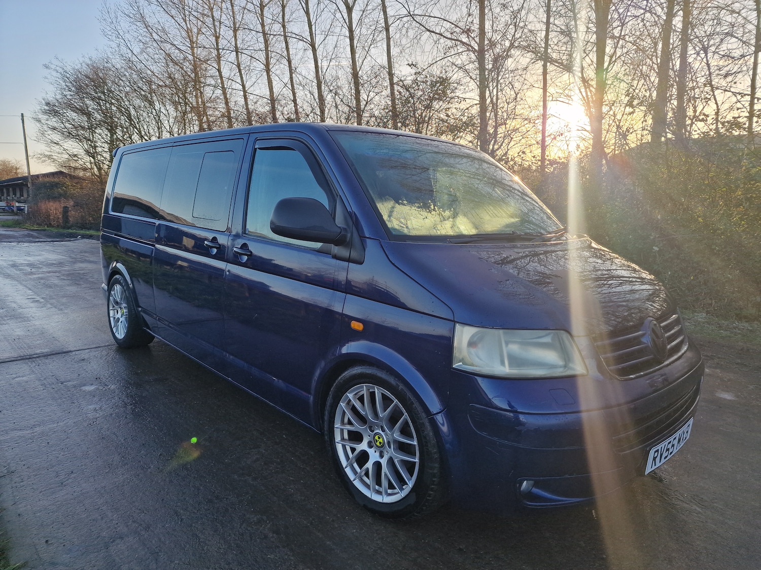 Used Volkswagen Transporter Shuttle 2005 for sale - 77172933: Photo 3