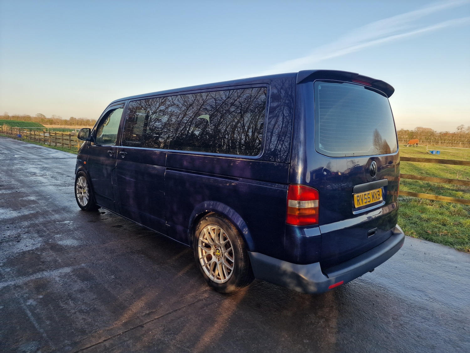 Used Volkswagen Transporter Shuttle 2005 for sale - 77172933: Photo 5