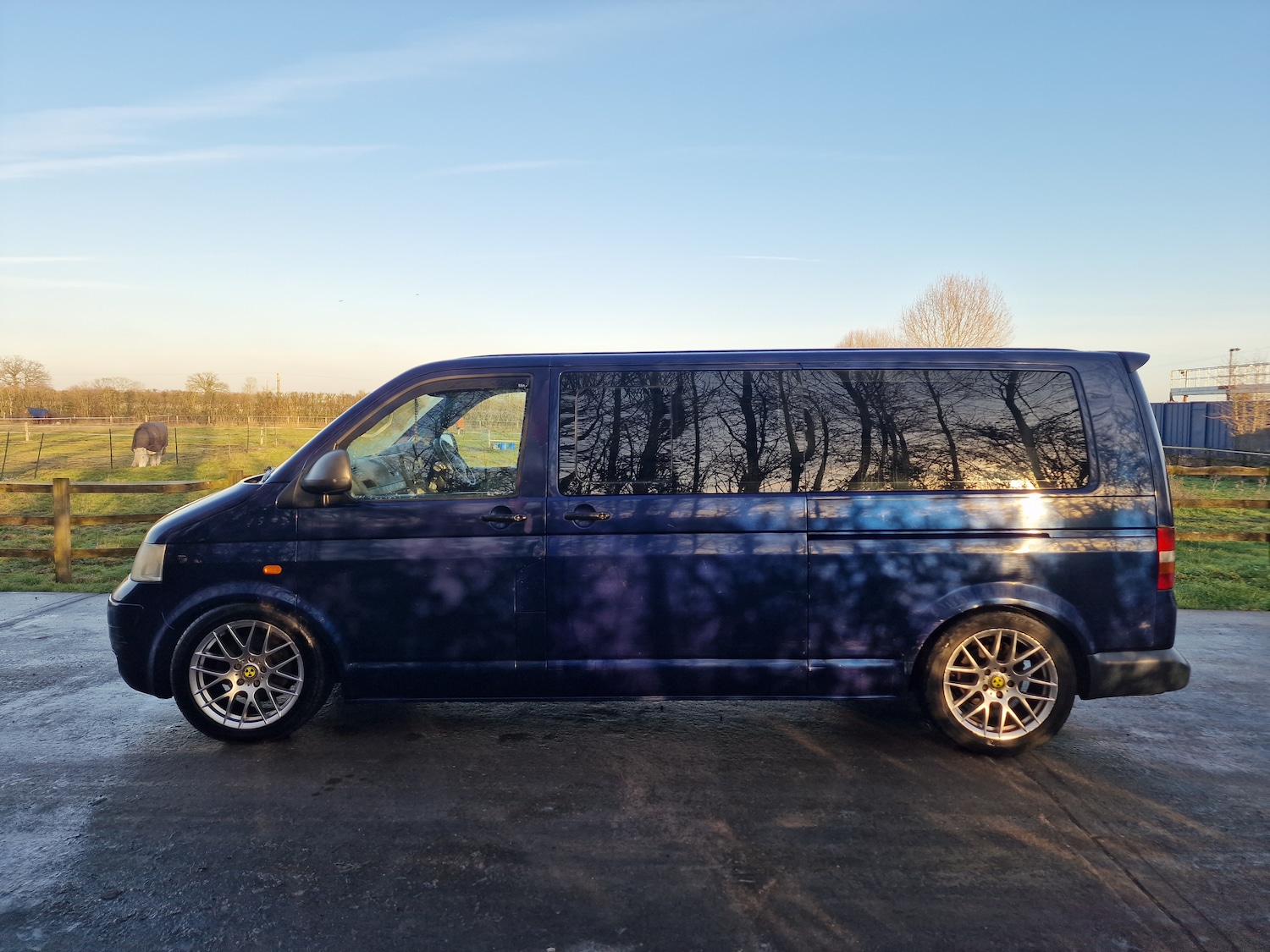 Used Volkswagen Transporter Shuttle 2005 for sale - 77172933: Photo 8