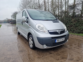 Vauxhall Vivaro feature image