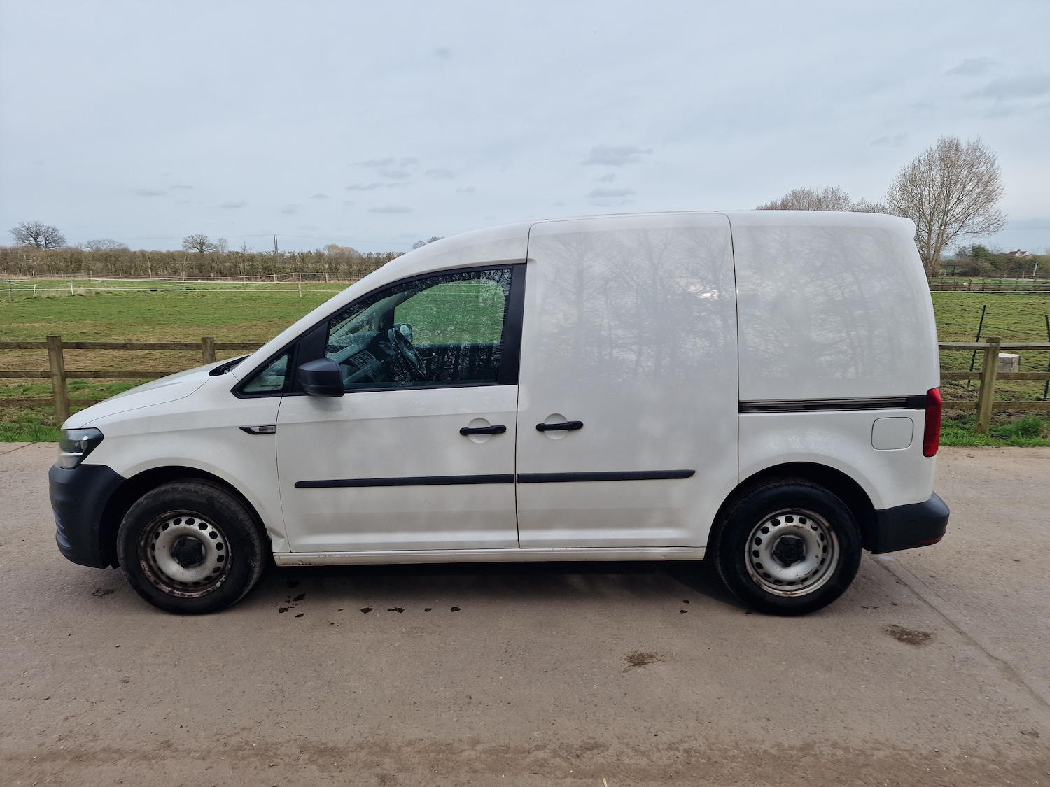 Used Volkswagen Caddy 2020 for sale - 77988898: Photo 9