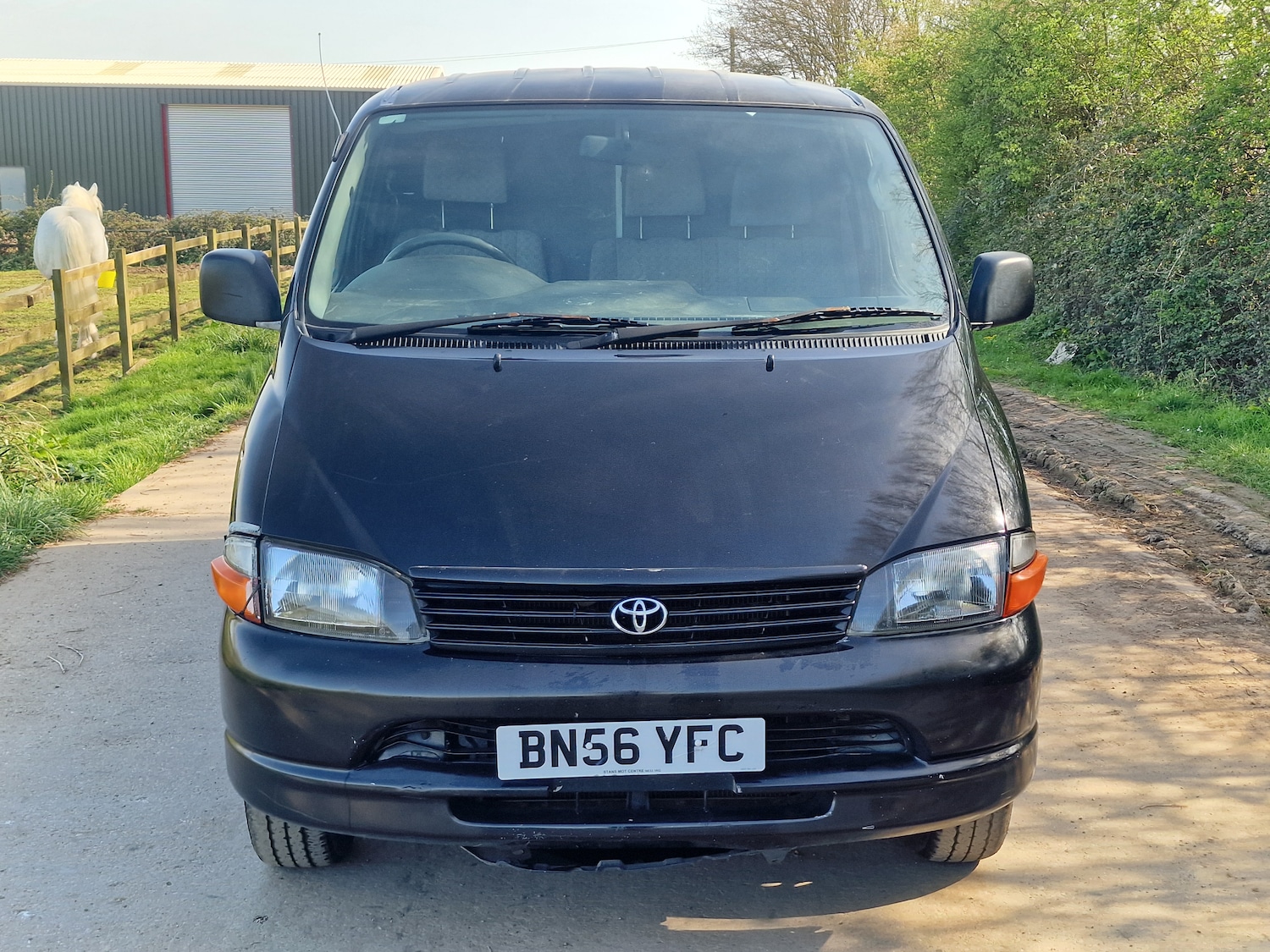 Used Toyota HiAce 2006 for sale - 78169017: Photo 2