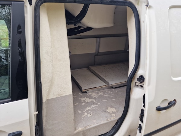 Used Volkswagen Caddy Maxi 2012 for sale - 76212149: Photo 14