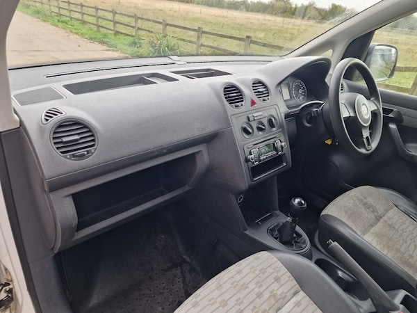 Used Volkswagen Caddy Maxi 2012 for sale - 76212149: Photo 16