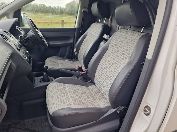 Used Volkswagen Caddy Maxi 2012 for sale - 76212149: Photo 17