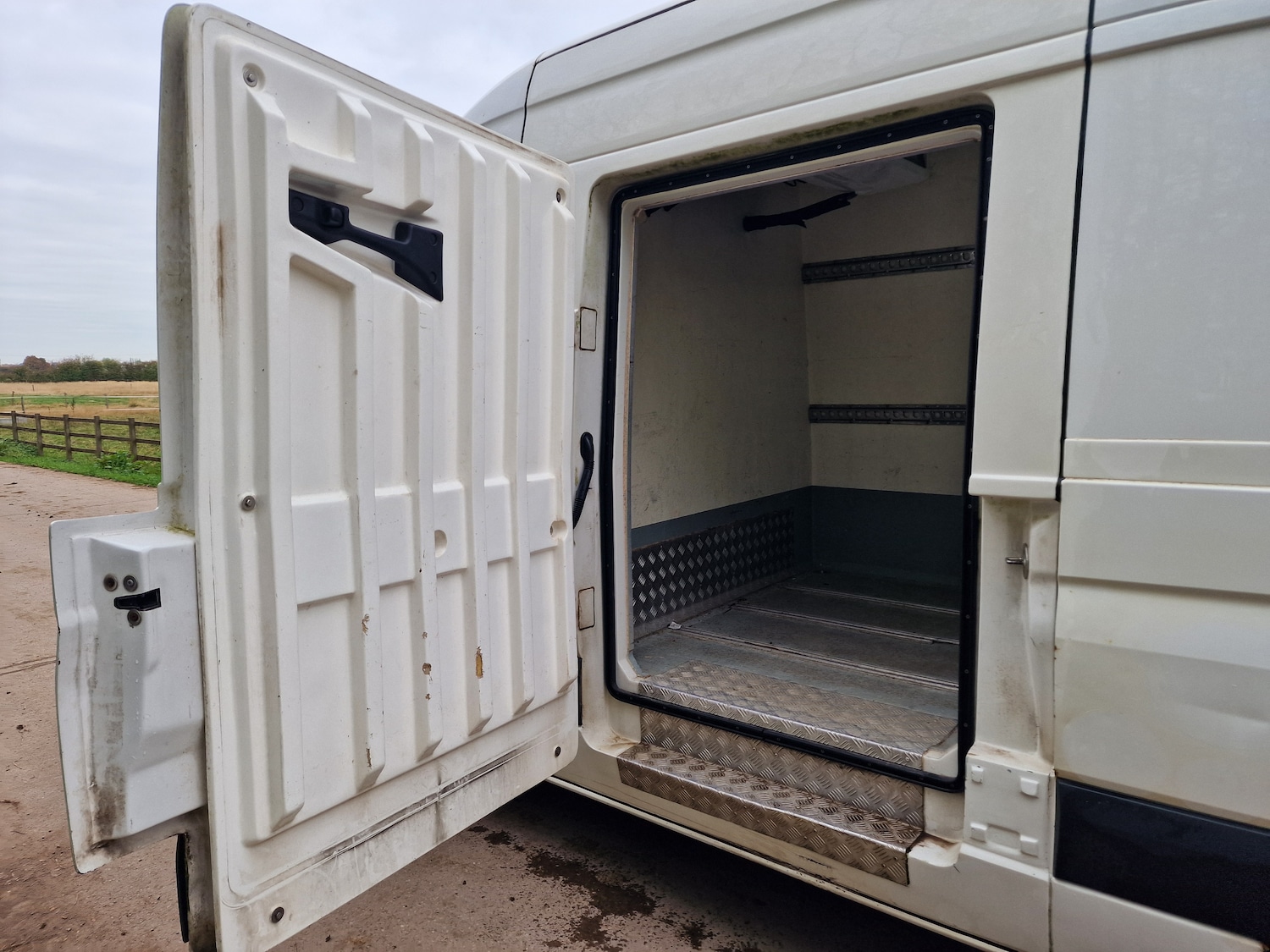 Used Volkswagen Crafter 2013 for sale - 76305806: Photo 12
