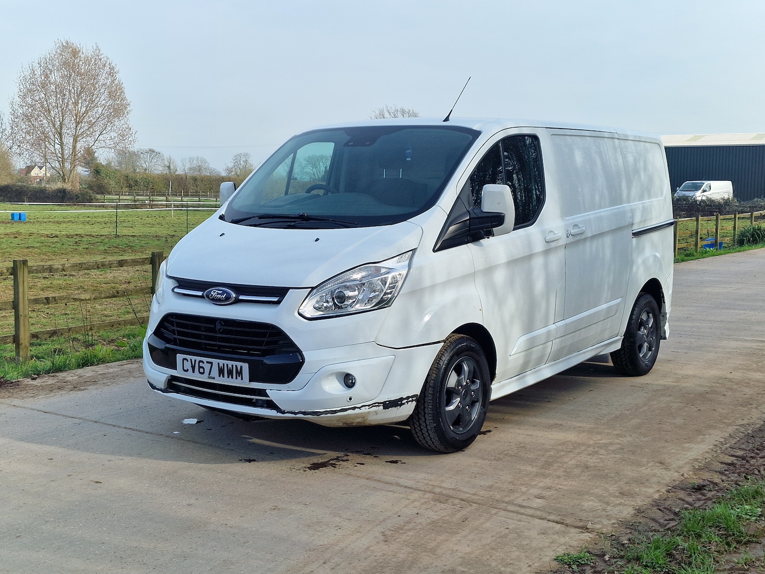 Used Ford Transit Custom 2017 for sale - 77988896: Photo 3
