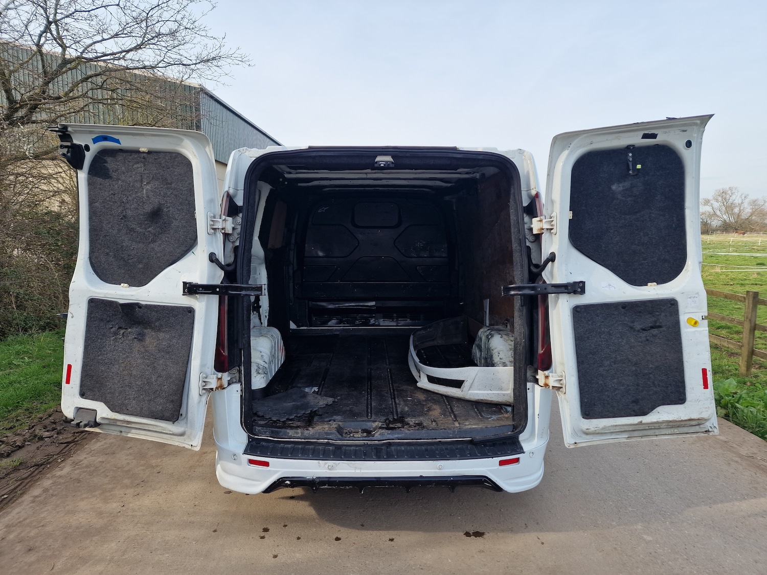 Used Ford Transit Custom 2017 for sale - 77988896: Photo 6