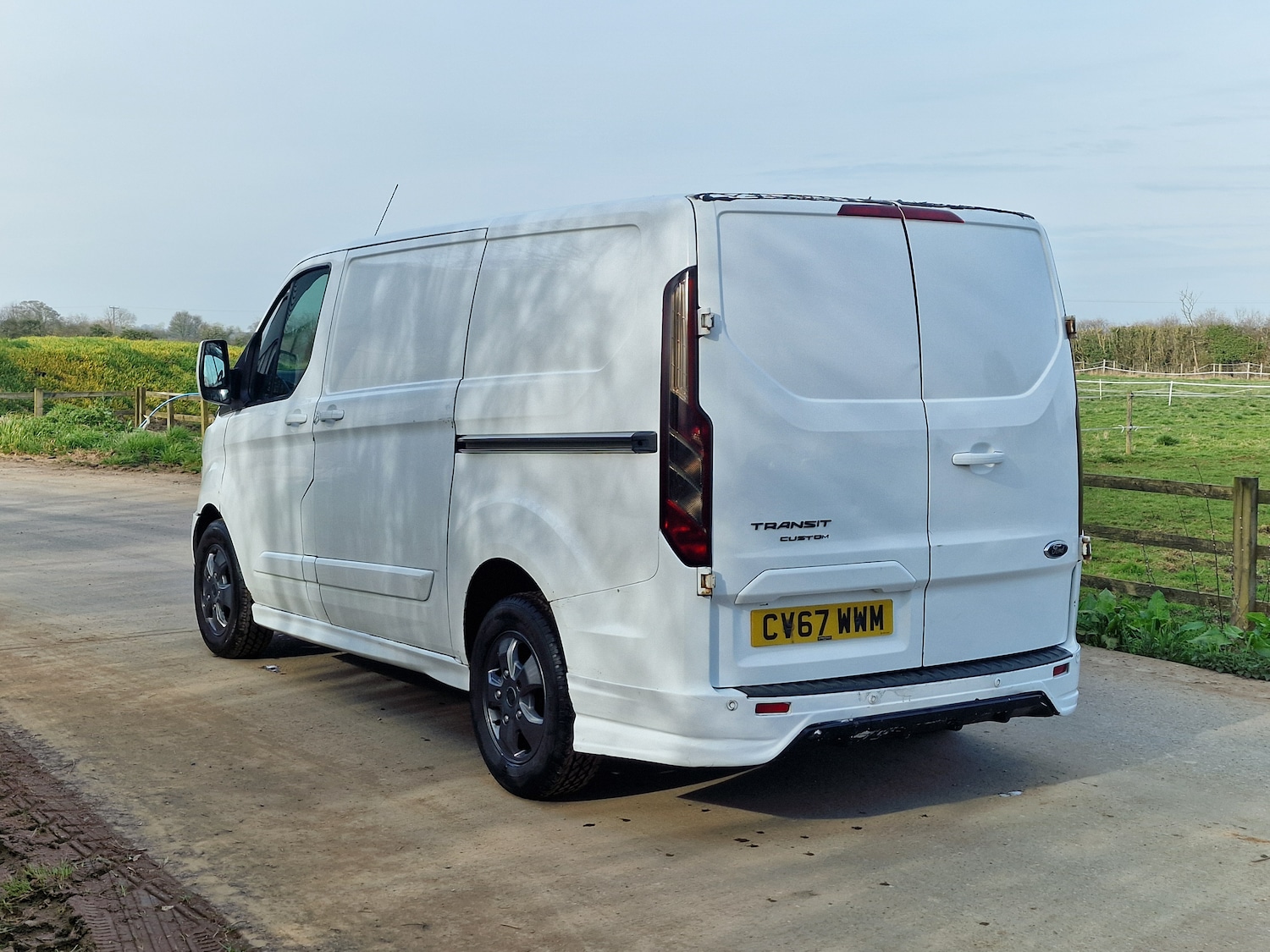 Used Ford Transit Custom 2017 for sale - 77988896: Photo 8