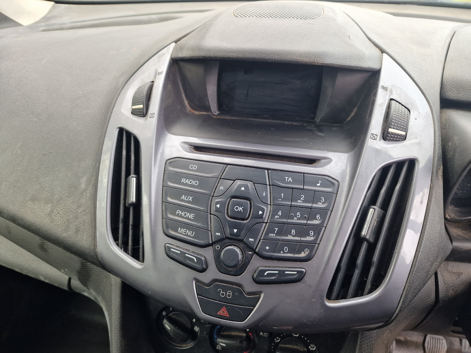 Used Ford Transit Connect 2017 for sale - 77650317: Photo 17