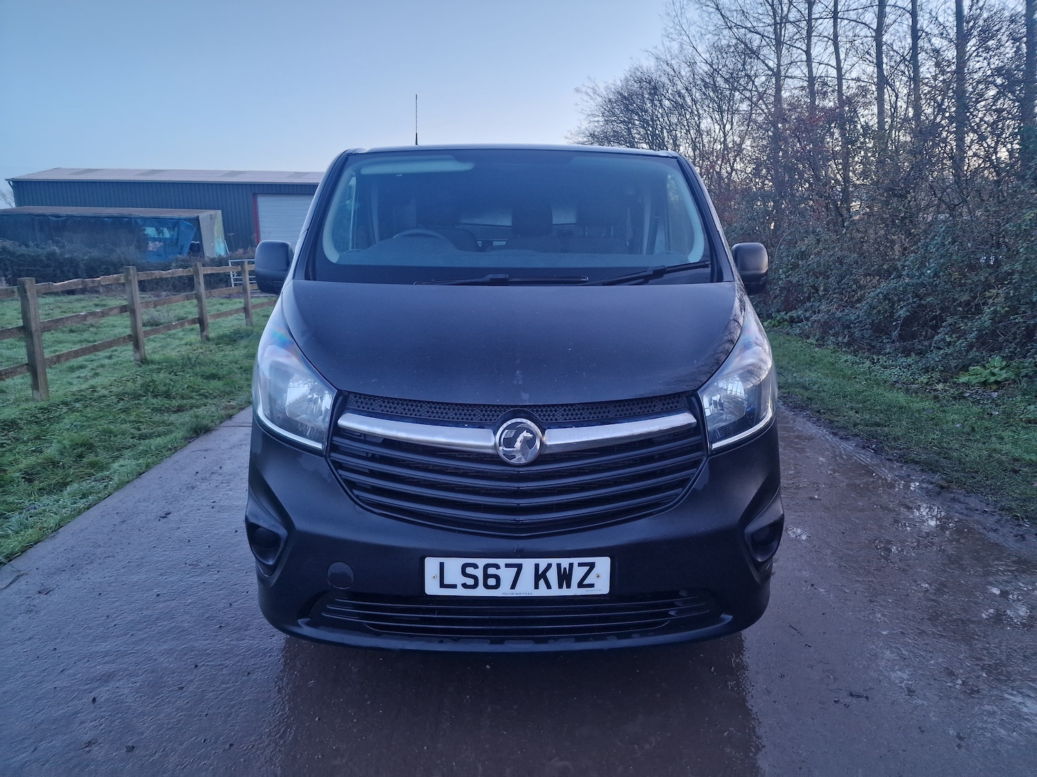 Used Vauxhall Vivaro 2017 for sale - 76808274: Photo 1