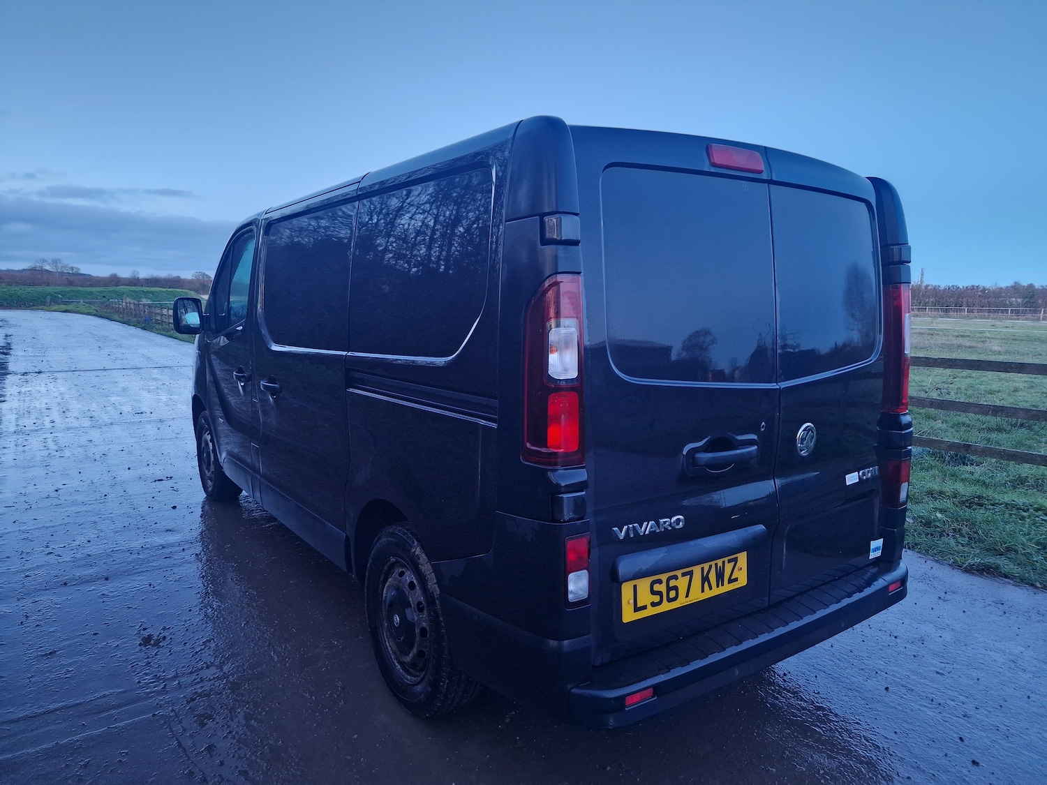 Used Vauxhall Vivaro 2017 for sale - 76808274: Photo 6