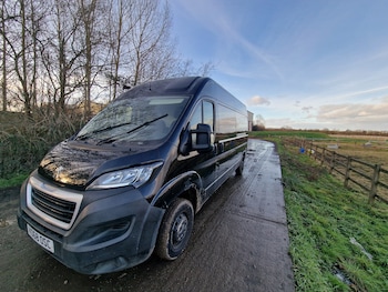 Used Peugeot Boxer 2018 for sale - 77210319: Photo