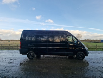 Used Peugeot Boxer 2018 for sale - 77210319: Photo