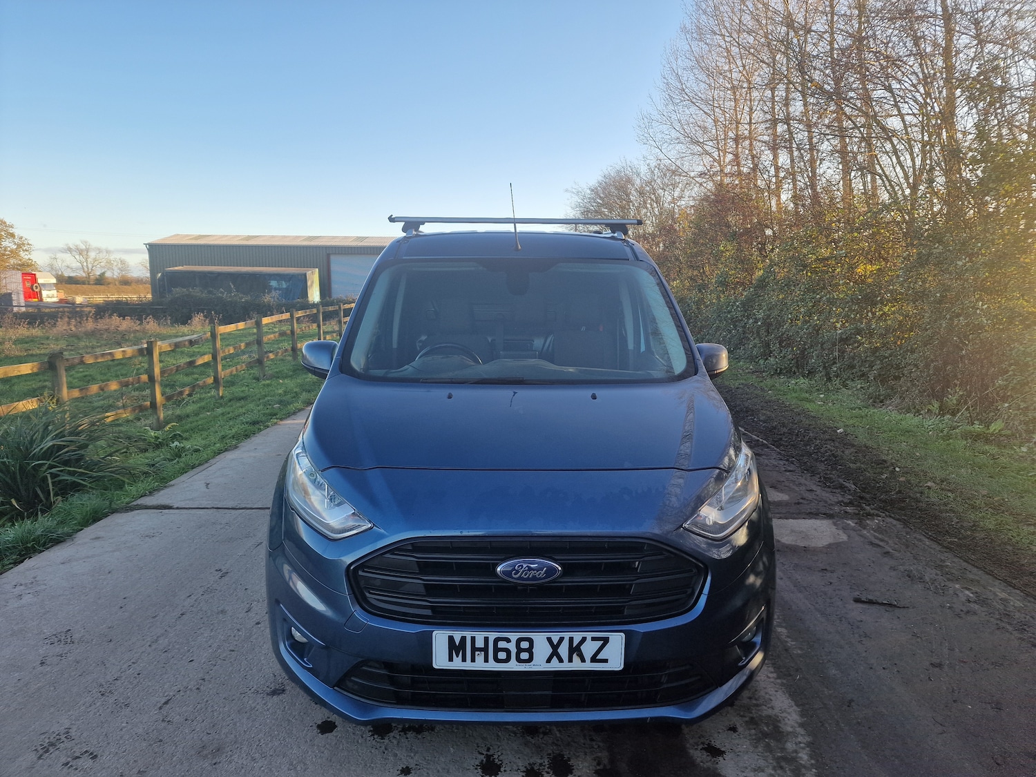 Used Ford Transit Connect 2019 for sale - 76641193: Photo 1