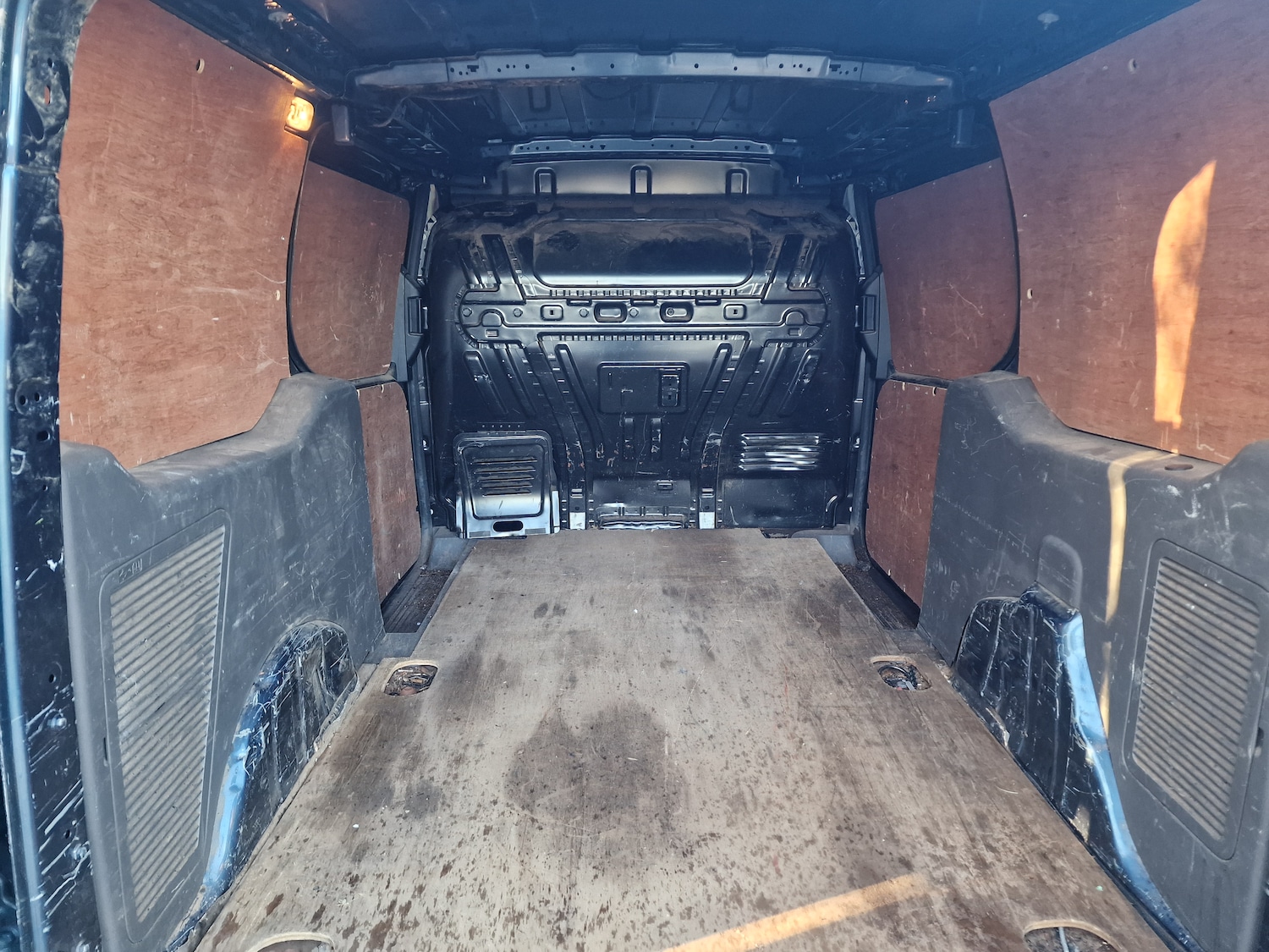 Used Ford Transit Connect 2019 for sale - 76641193: Photo 17