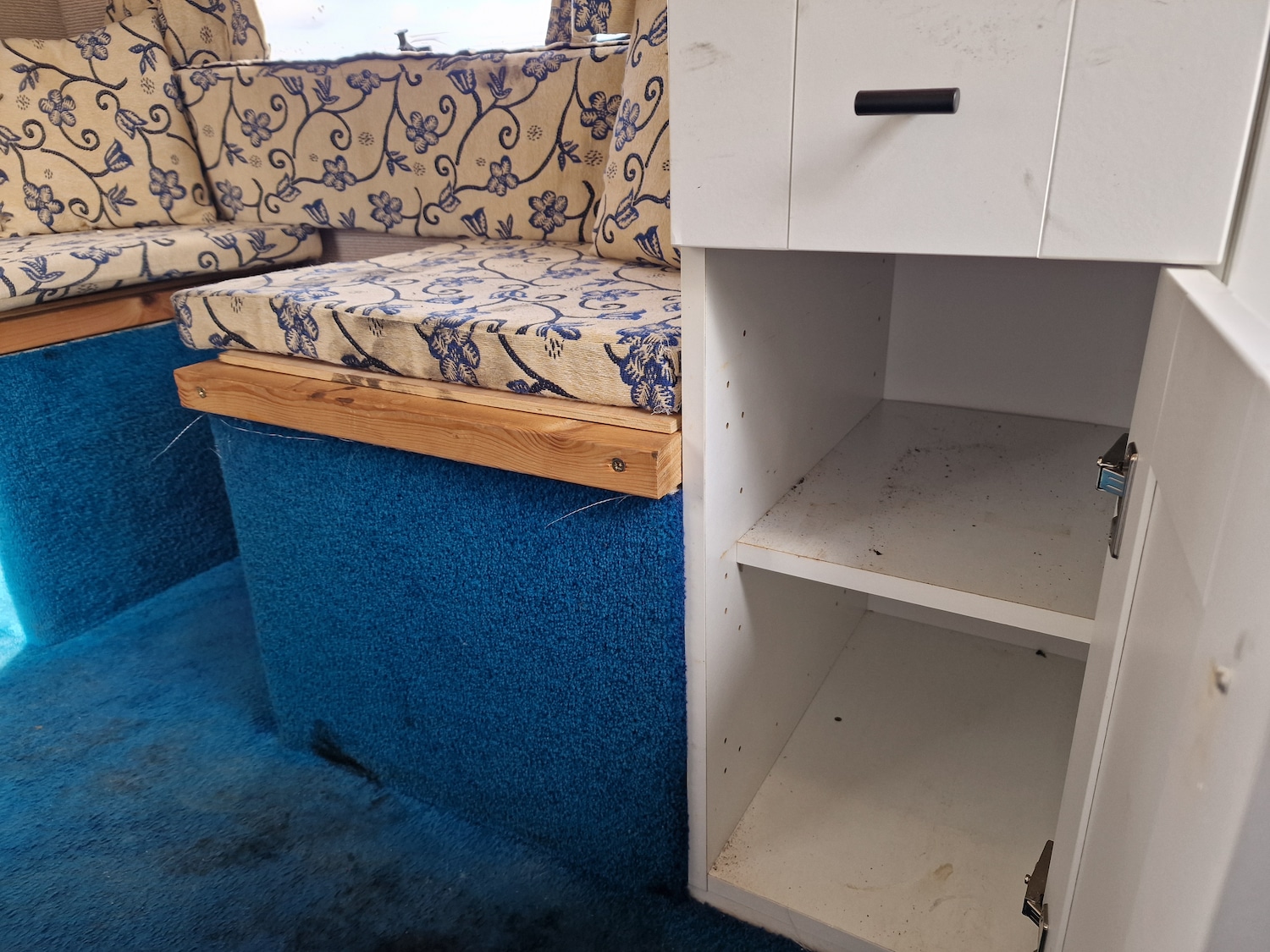 Used Bedford Camper 1989 for sale - 78106416: Photo 17