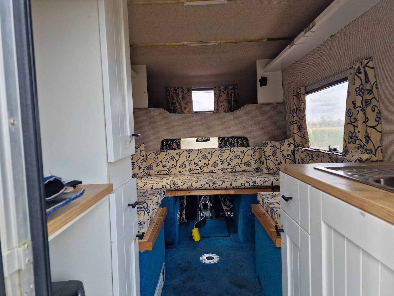 Used Bedford Camper 1989 for sale - 78106416: Photo 18