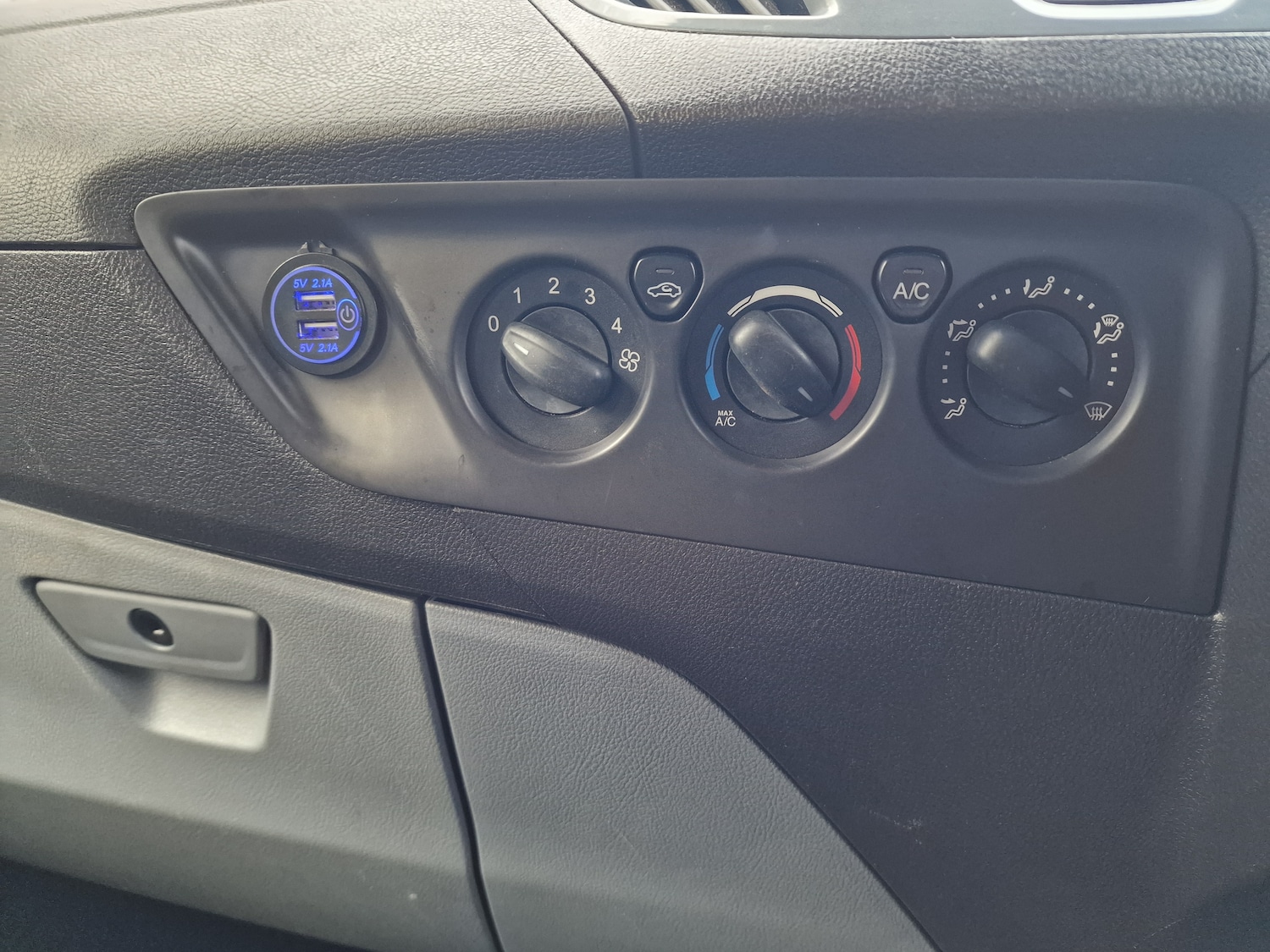 Used Ford Transit Custom 2014 for sale - 77210320: Photo 20