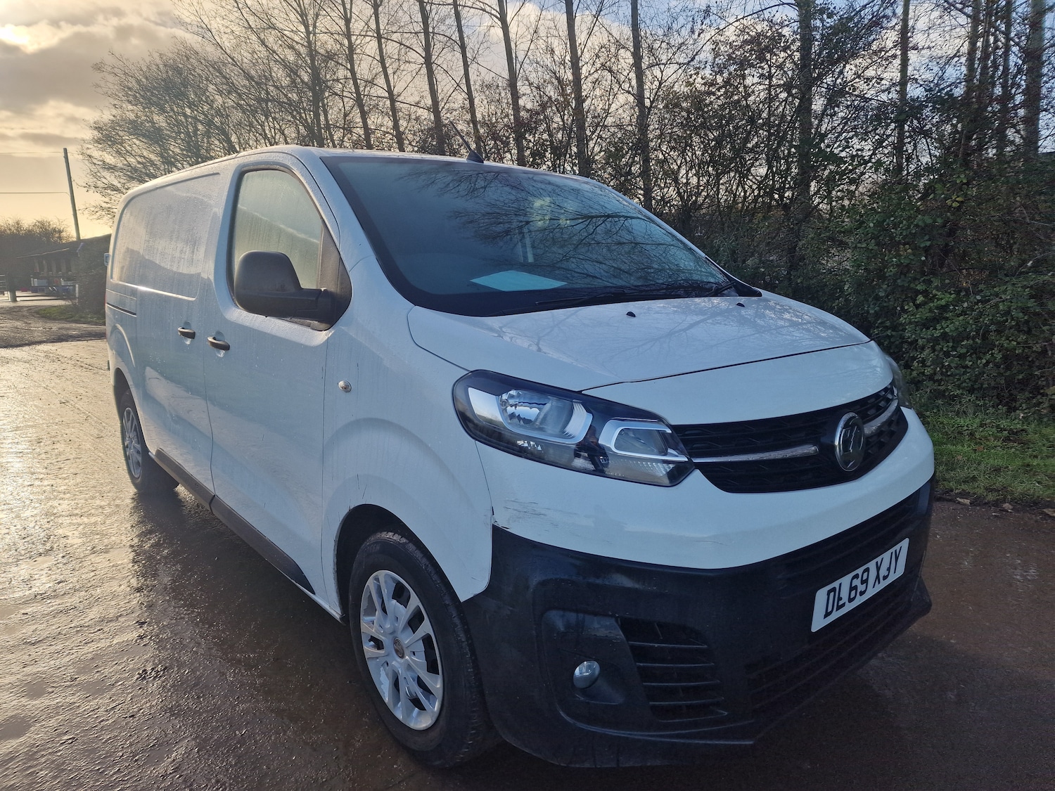 Used Vauxhall Vivaro 2020 for sale - 76763347: Photo 2