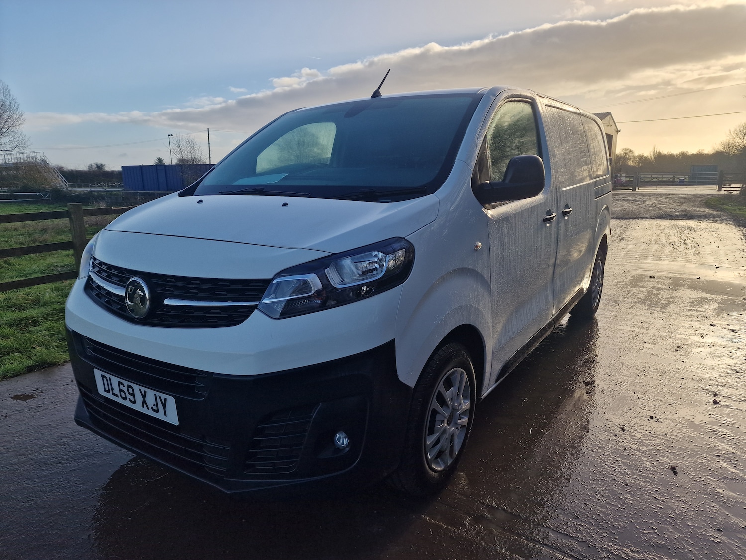 Used Vauxhall Vivaro 2020 for sale - 76763347: Photo 3