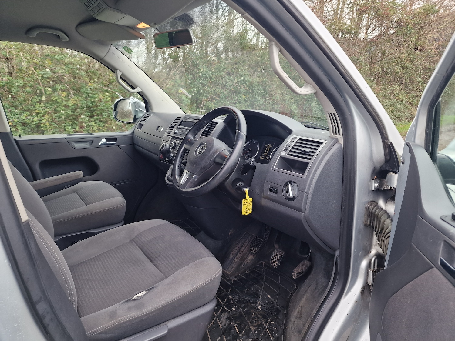 Used Volkswagen Caravelle 2012 for sale - 76692892: Photo 13