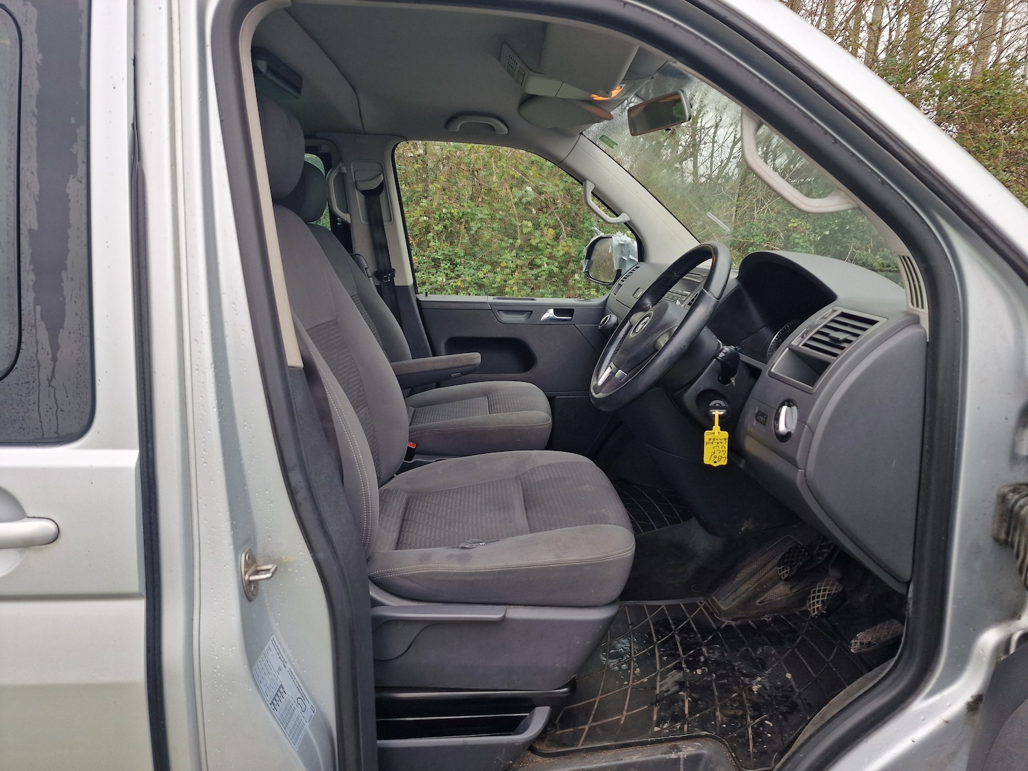 Used Volkswagen Caravelle 2012 for sale - 76692892: Photo 15