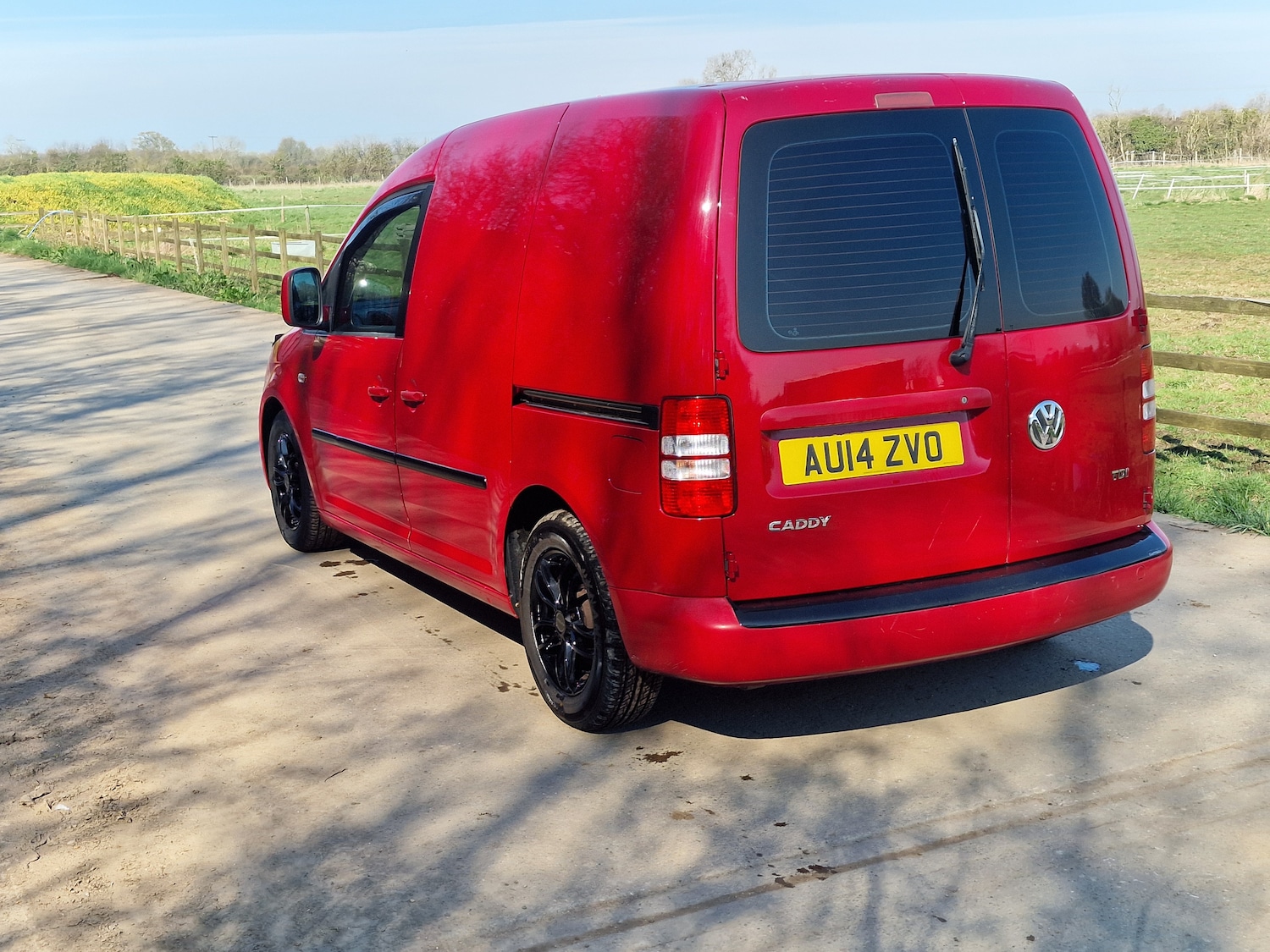 Used Volkswagen Caddy 2014 for sale - 77968837: Photo 9