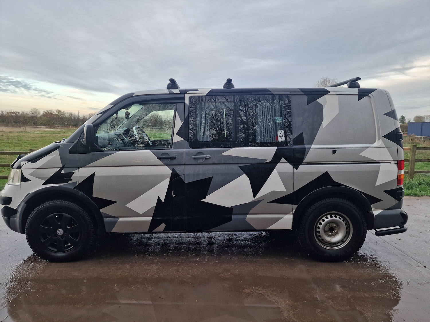 Used Volkswagen Transporter 2004 for sale - 76577346: Photo 10