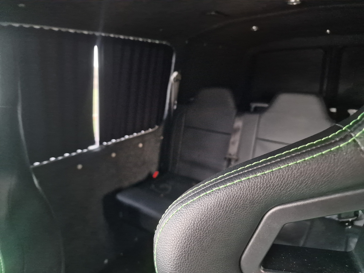 Used Volkswagen Transporter 2004 for sale - 76577346: Photo 19