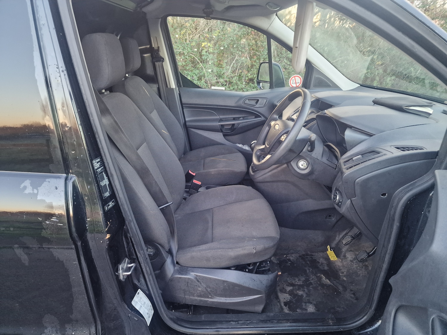 Used Ford Transit Connect 2016 for sale - 76864069: Photo 18