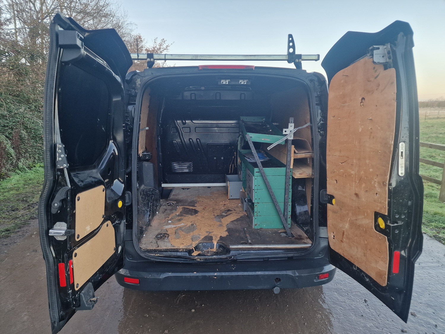 Used Ford Transit Connect 2016 for sale - 76864069: Photo 8