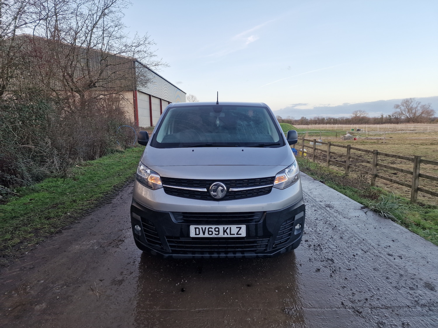 Used Vauxhall Vivaro 2019 for sale - 77138510: Photo 3