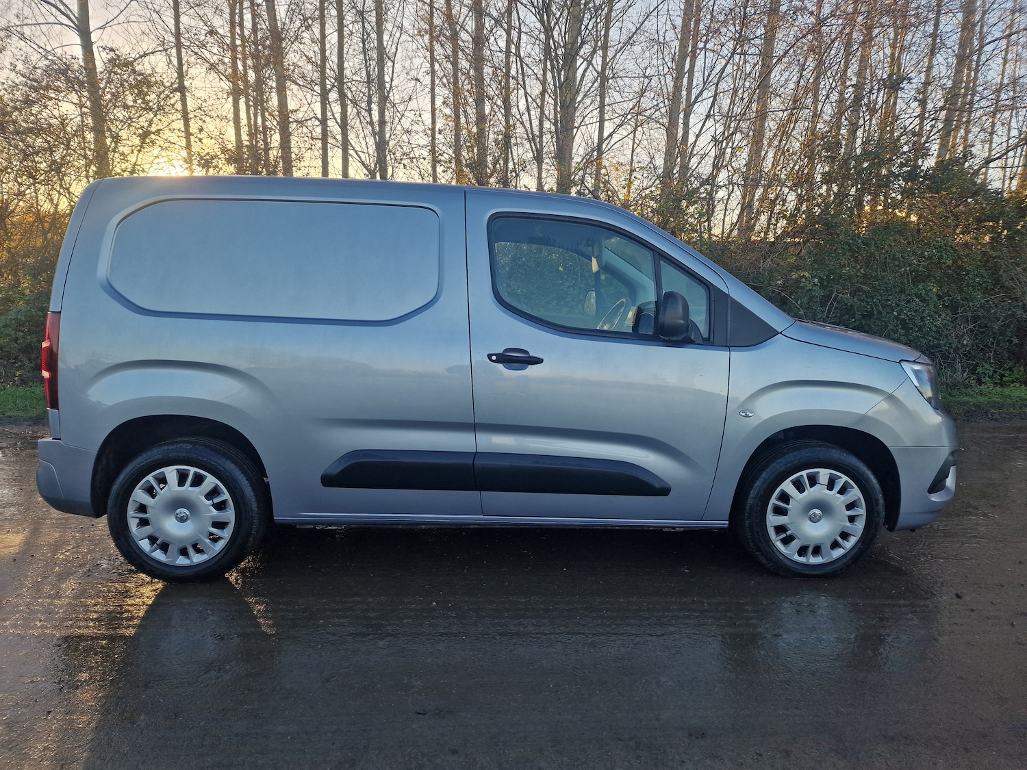 Used Vauxhall Combo 2019 for sale - 76808271: Photo 4