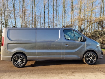 Used Vauxhall Vivaro 2018 for sale - 77363542: Photo