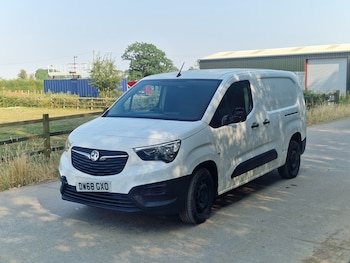 Used Vauxhall Combo 2019 for sale - 79275374: Photo